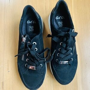 Ara Women’s Oleana Black Sneakers 6.5